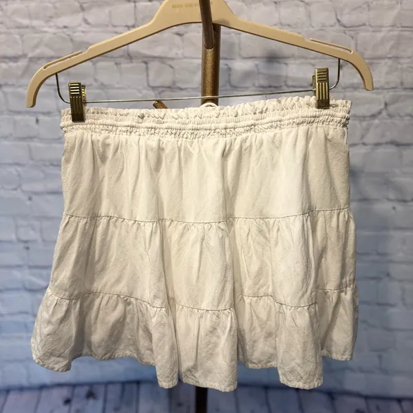 Le Lis Collection White Ruffle Tiered Linen Blend Mini Skirt Size Medium - Image 4