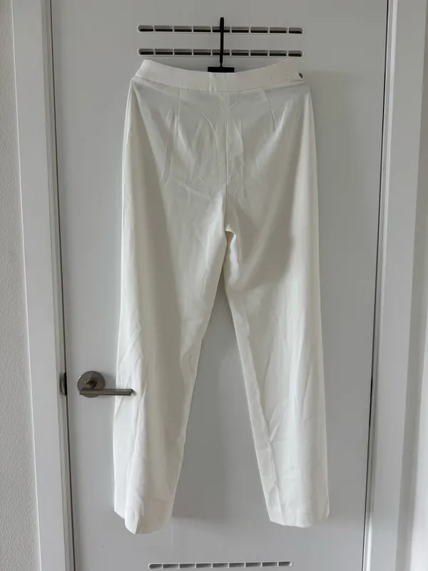 H&M White Pants - Image 2