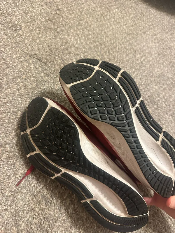 Maroon Nike Pegasus Zoom Running Shoes - Image 3