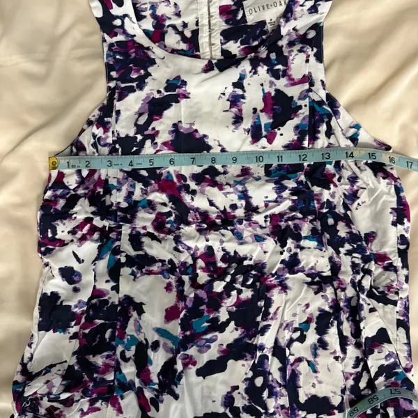 Olive and Oak Abstract Print Purple Blue White Sleeveless Blouse Size Medium - Image 9