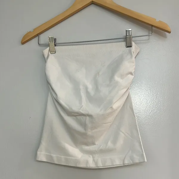 MOVING SALE Sugarlips Strapless White Top - Image 6