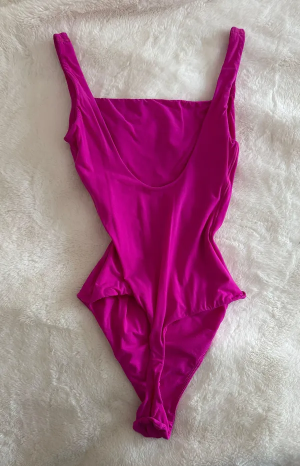 SKIMS Bodysuit - Image 2
