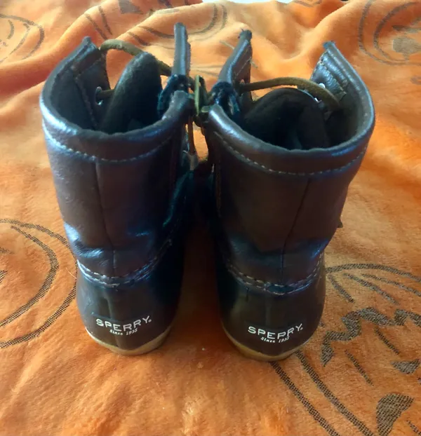 Sperry Girl’s Saltwater Duck Boots - Image 3
