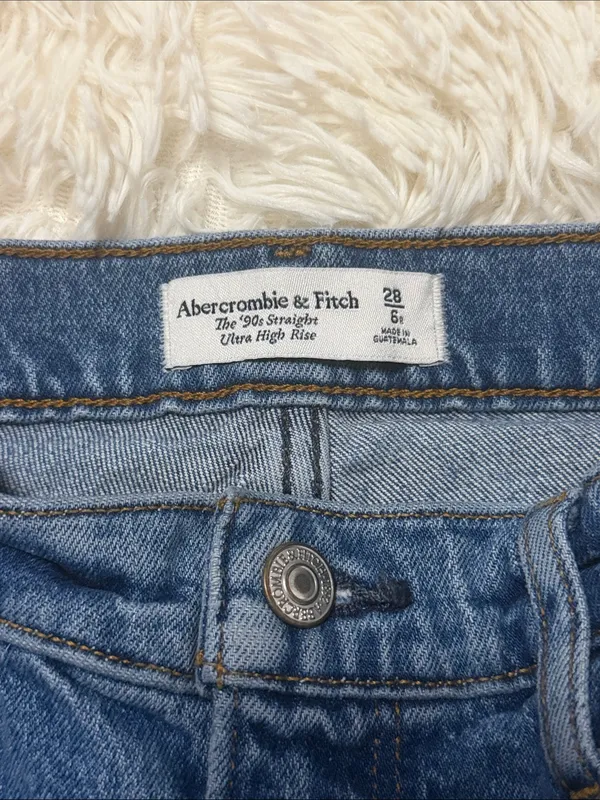 Abercrombie & Fitch Dark Blue Straight-Leg Women’s Jeans - Image 6