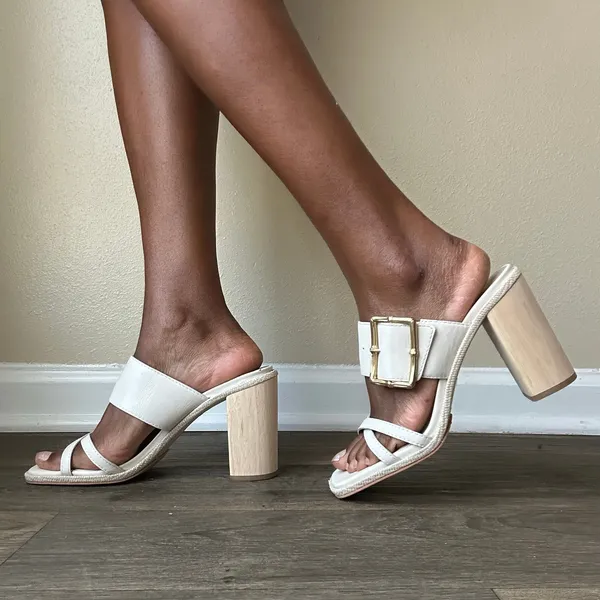 Dolce Vita Onnie Heel in Sand Size 9 - Image 4