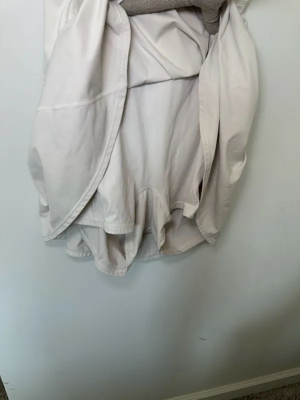 Halara Athletic Dress Size L White Scoop Neck Built-In Shorts - Image 3
