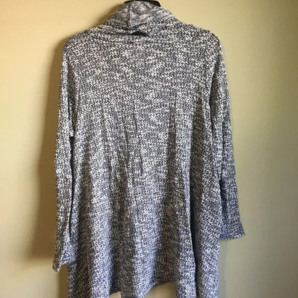Steezyer small grey long‎ sleeved top Gray - Image 3