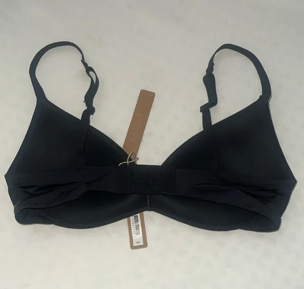 SKIMS Wireless Push-Up Bra 32B - Image 3