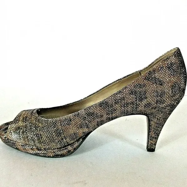 Bandolino Mylah copper shimmer cheetah print pumps - Image 3