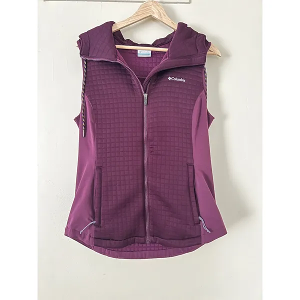 Columbia Pilsner Lodge Omni-Shield‎ Women's Size M Quilted Hooded Purple Vest - Image 4