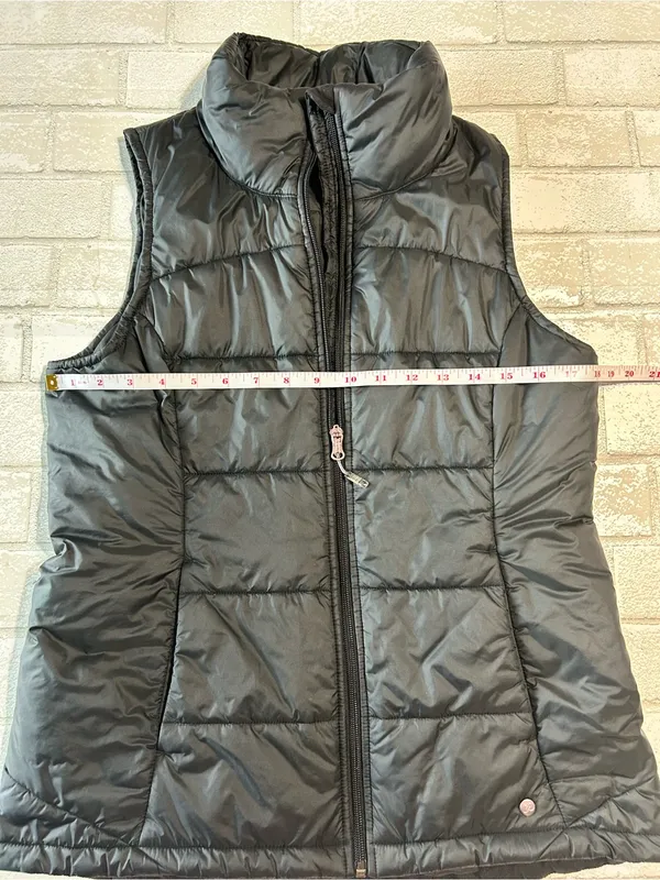Calia Black Quilted Puffer Vest Outdoors size Medium - Image 4