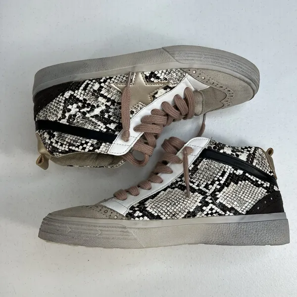 Shu Shop Women's 7 Sneaker Paulina In Natural Snake Print Distressed Suede Upper - Image 4
