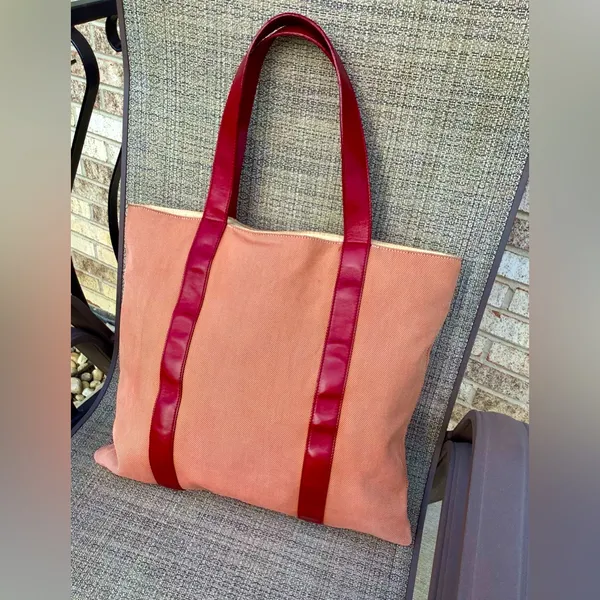 Authentic BVLGARI shoppers tote 🌷🌷🌷 - Image 16