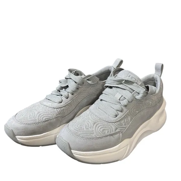 UGG Women's Sneakers Gray Size 8 Quilted Suede Lace Up Comfort Casual - Image 2