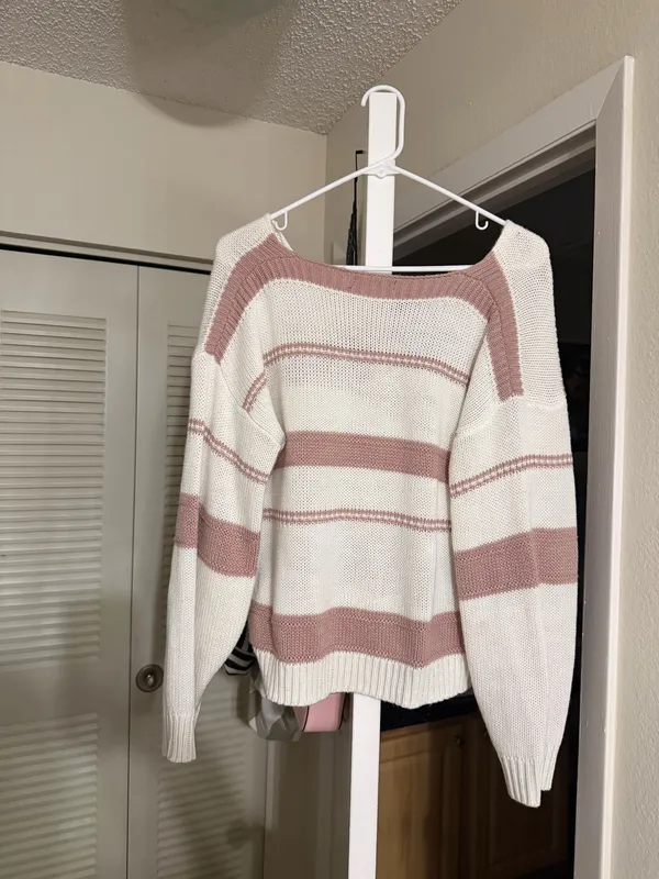 Pink striped sweater Size M - Image 2