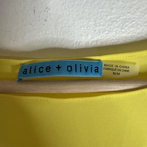 Alice + Olivia Blouse Womens Medium Yellow Sleeveless Sheer Boat Neck Top - Image 4