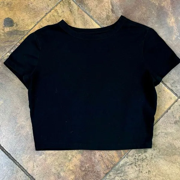Wild Fable Black Short Shirt T-shirt Medium - Image 4