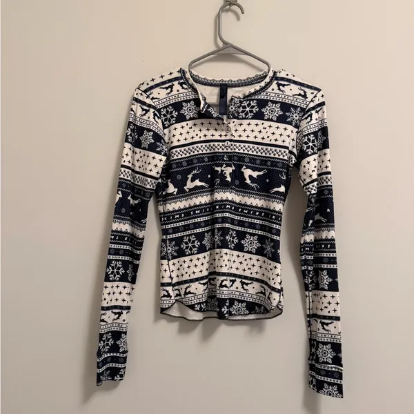 Skims Fair Isle Plush Pointelle Pajama Top in Navy size Small (S) - Image 2