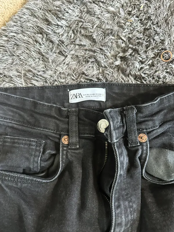 Black Jeans - Image 2