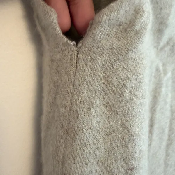 100% Cashmere Sleeveless Turtleneck Sweater Tank Top XS‎ Beige Oatmeal Capsule - Image 3