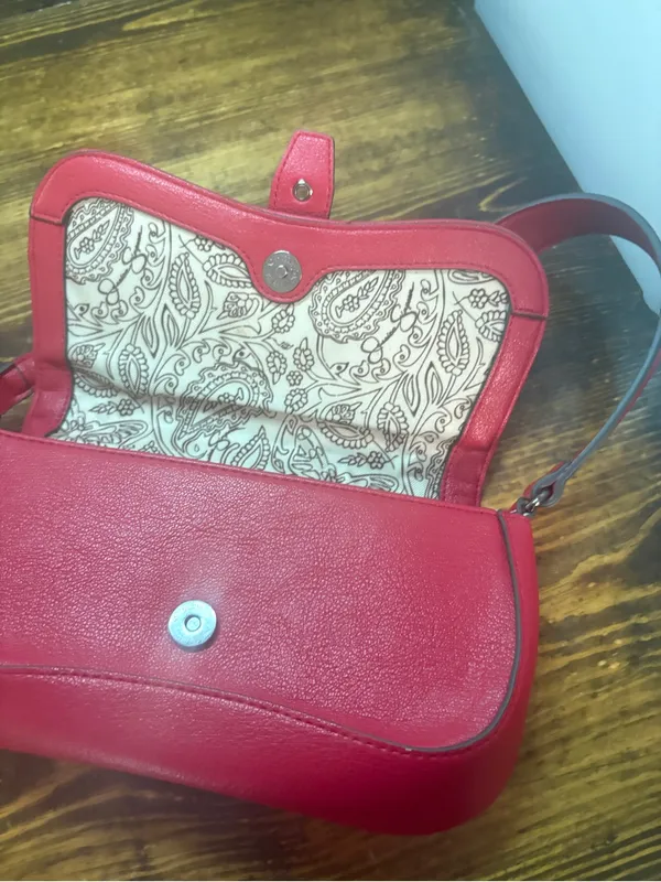 Jessica Simpson red shoulder bag - Image 6