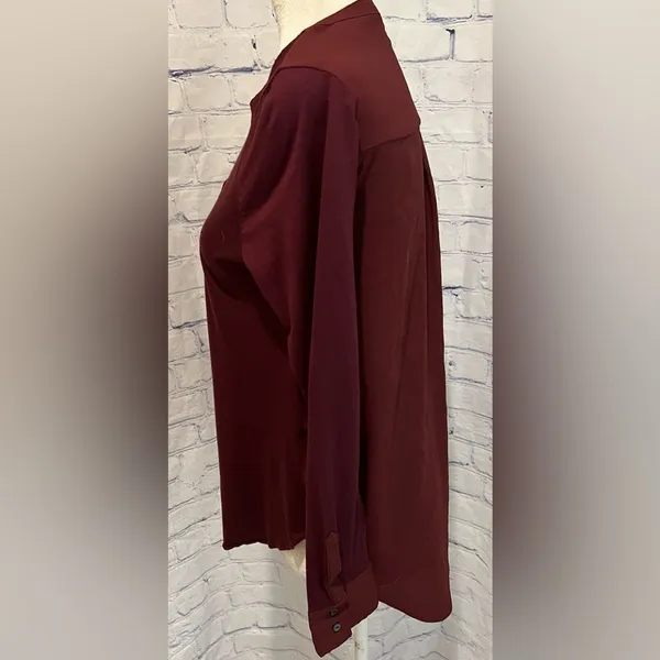 Loft Ann Taylor burgundy shirt with button cuff sleeves size medium - Image 2