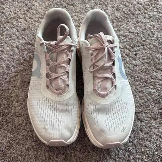 On Cloudmonster pink Running Shoes Size 10 - Image 2