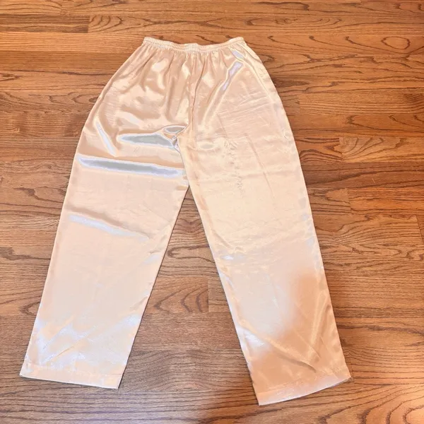 Victoria's Secret Satin Pajama Set Women's Medium Champagne Gold Long Sleeve Y2K - Image 9