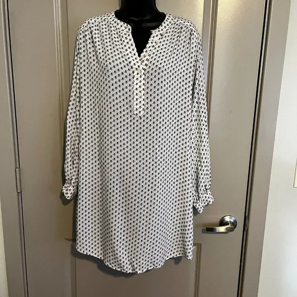 Women's H&M Black & White LS Dress, Size‎ 12 - Image 8