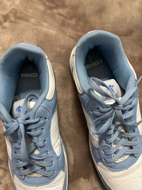 And1 Sneakers Women’s Size 9 Light Blue and White Low-Top Athletic Sneakers - Image 4