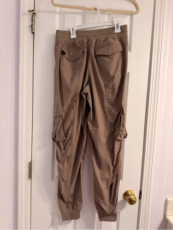 Lululemon Dance Studio Relaxed-Fit Mid-Rise Cargo Jogger Taupetastic Size: XS - Image 7