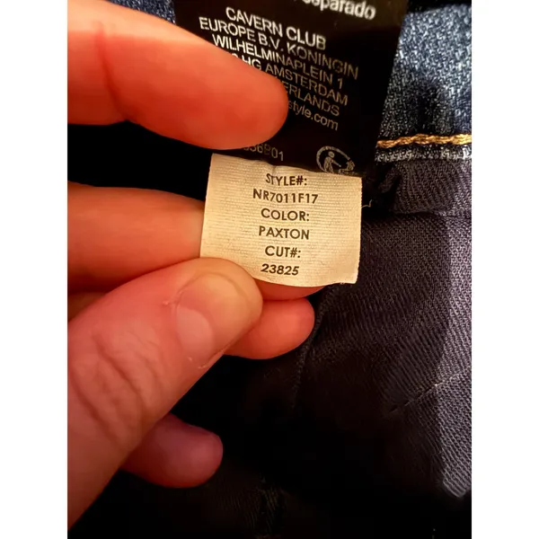 Liverpool LA Crop Flare Jeans‎ Womens 8/29 Blue Raw Hem Distressed Stretch Denim - Image 6