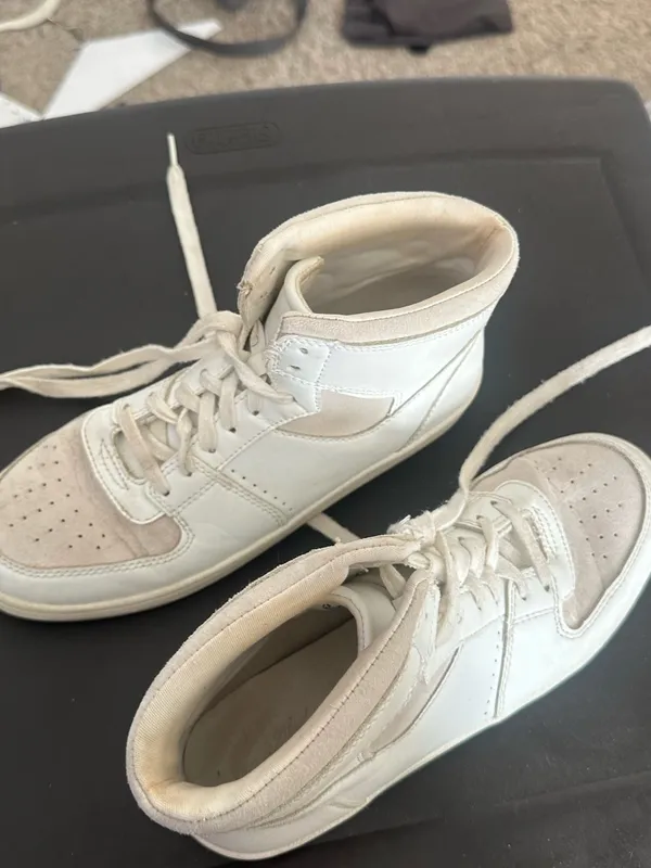 High-Top woman’s Casual Sneakers in Off-White - Image 4