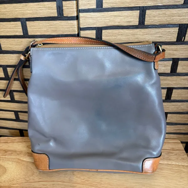 Dooney‎ & Bourke Gray Crossbody Purse - Image 2