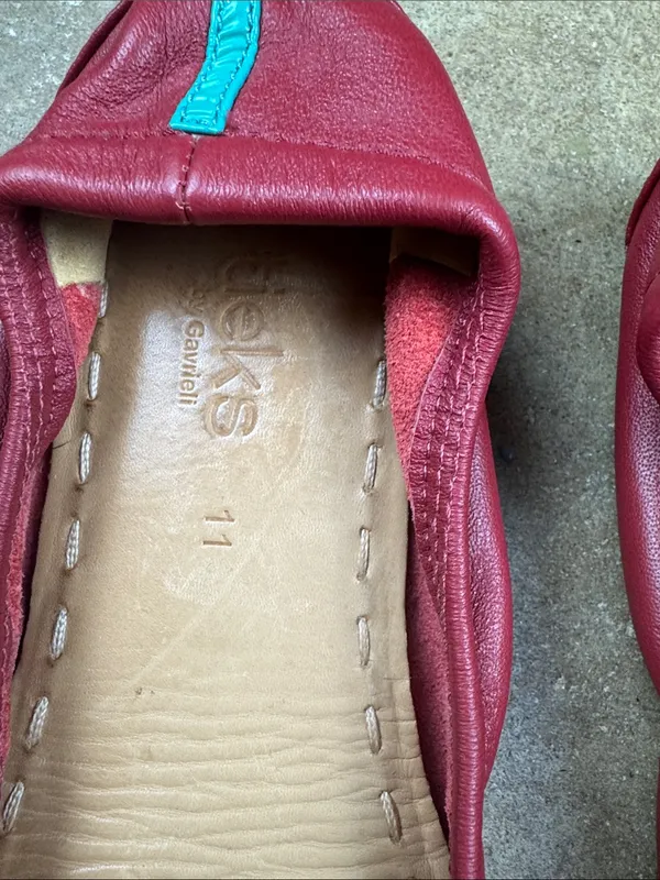 Tieks Red Leather Ballet Flats with Teal Accent Size: 11 - Image 3