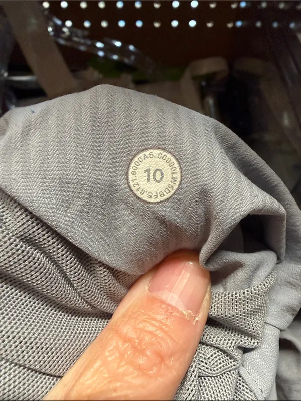 Lululemon Beyond the Studio Pant Slim Rhino Grey Size 10 - Image 4
