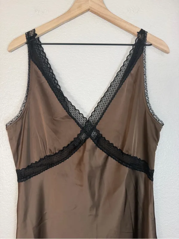 House Of Harlow 1960 Brown Satin Maxi Dress With Black Lace Trim size Large $198 - Image 5