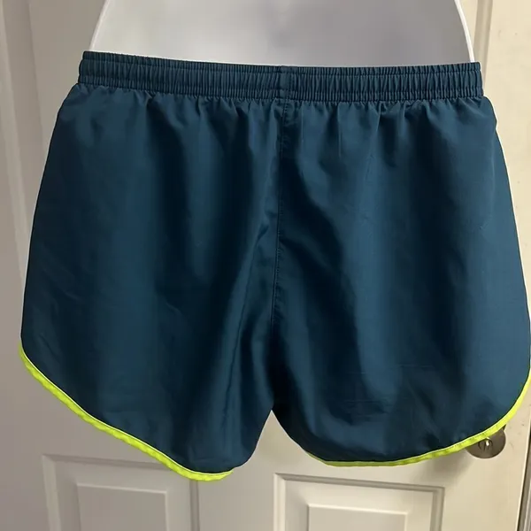 Nike Running Multi Textured Shorts w/ Mesh Drawstring & Built-In Underwear- Med. - Image 8