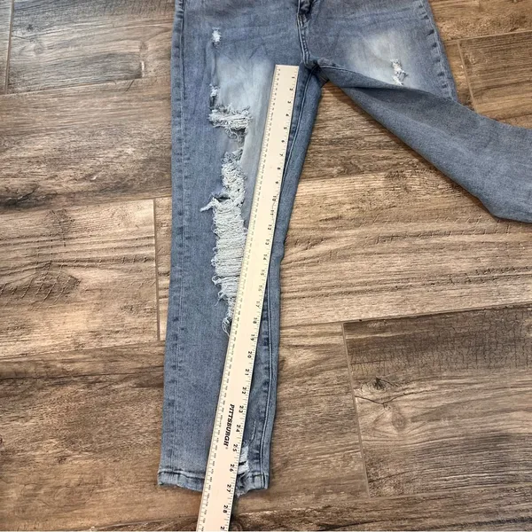 Risen Los Angeles Jeans Size 15/32 Blue Denim High Rise Distressed Jeans #247 - Image 7