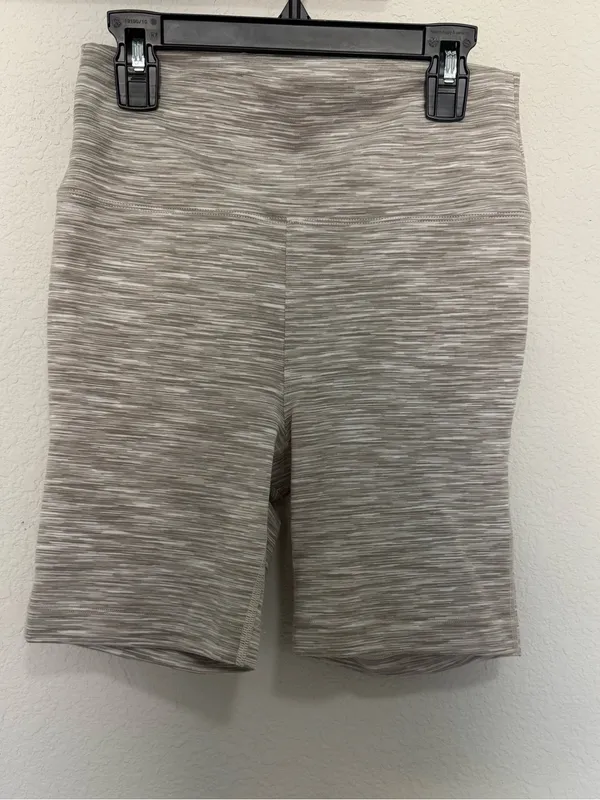 Outdoor Voices Flow 7" Bike Shorts Heathered Oatmeal Size S Small - Image 4
