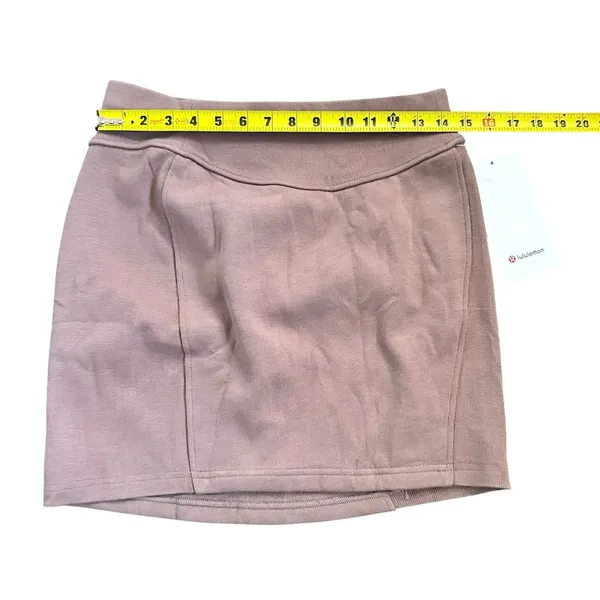 Lululemon Scuba High-Rise Mini Skirt in Taupetastic Size medium - Image 6