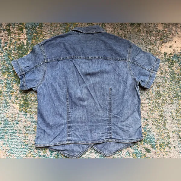 Vintage Liz Claiborne Liz Wear denim button down fitted top, size medium - Image 5