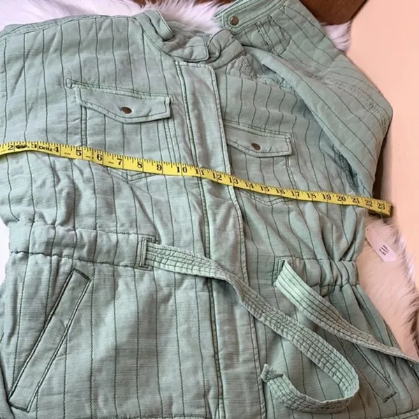 GAP Quilted Utility Belted Jacket In Green Dollar Size Medium - Image 13