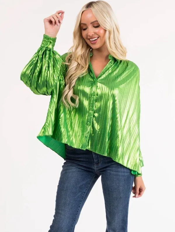 Flying Tomato NWOT Boutique  pleated lime metallic button down top size small - Image 3
