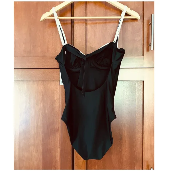 Quince Italian Underwire One Piece Swimsuit Black White Size Small NEW - Image 5