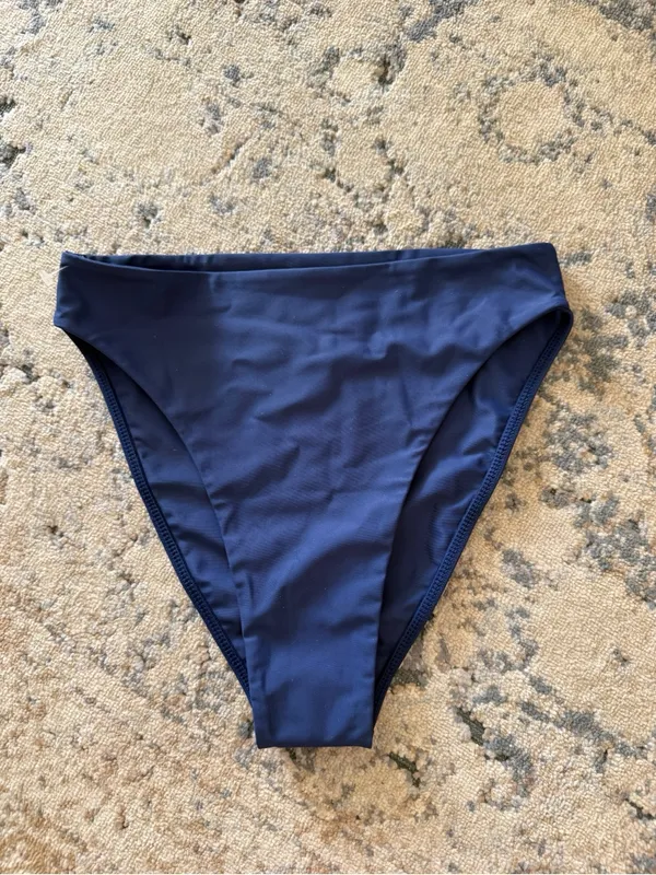 NWOT Nyud Rio Bikini Bottoms Sz M - Image 2