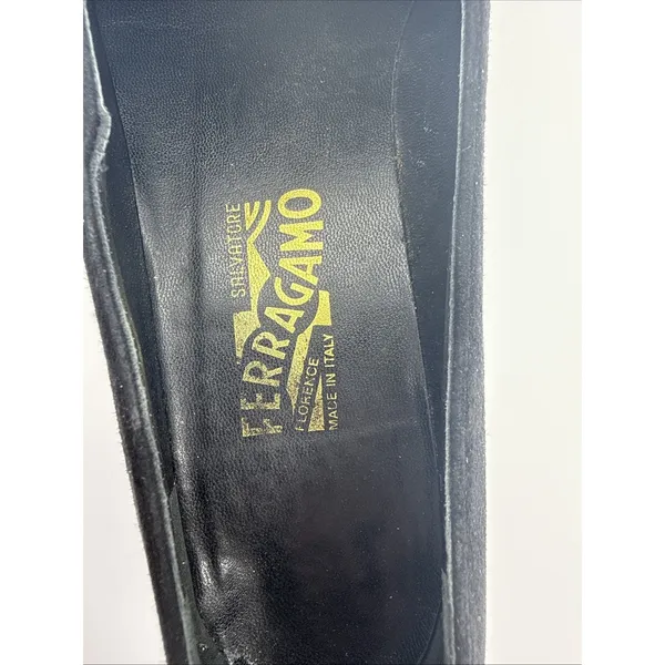 Salvatore Ferragamo Women's Vintage Black Suede Pumps Heels Sz 9.5 70's 80's - Image 9