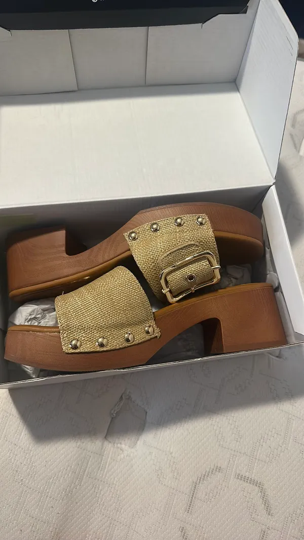 Steve Madden NYC Clog Heel Sandals - Image 3