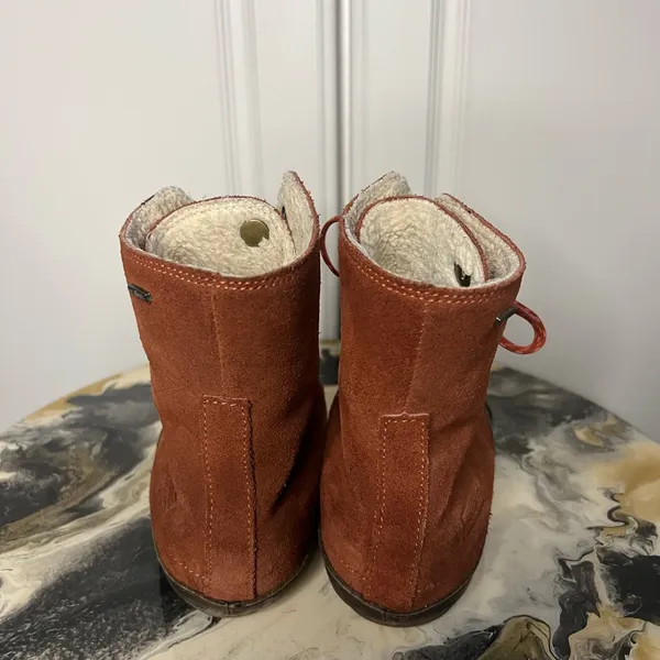 Patagonia Activist Waterproof Rusted Iron Suede Boots 6.5 - Image 5