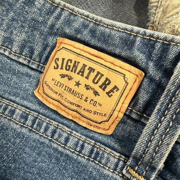 Signature by Levi's Women's At Waist Bootcut Denim Jeans Size 14 Short - Image 8